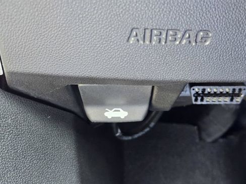 Used 2023 GMC Acadia SLT image 20