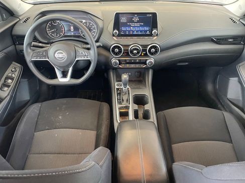 Certified 2023 Nissan Sentra SV FWD image 11