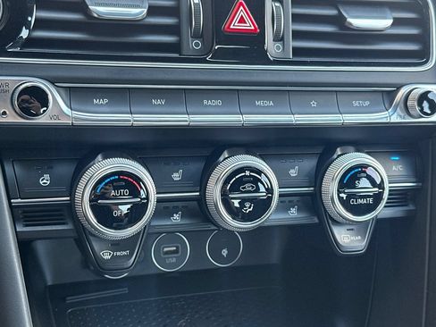 Used 2023 Genesis G70 3.3T w/ Sport Prestige Package RWD image 20
