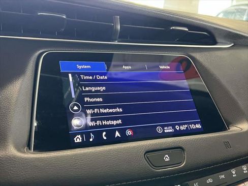 Used 2020 Cadillac XT4 Premium Luxury image 29