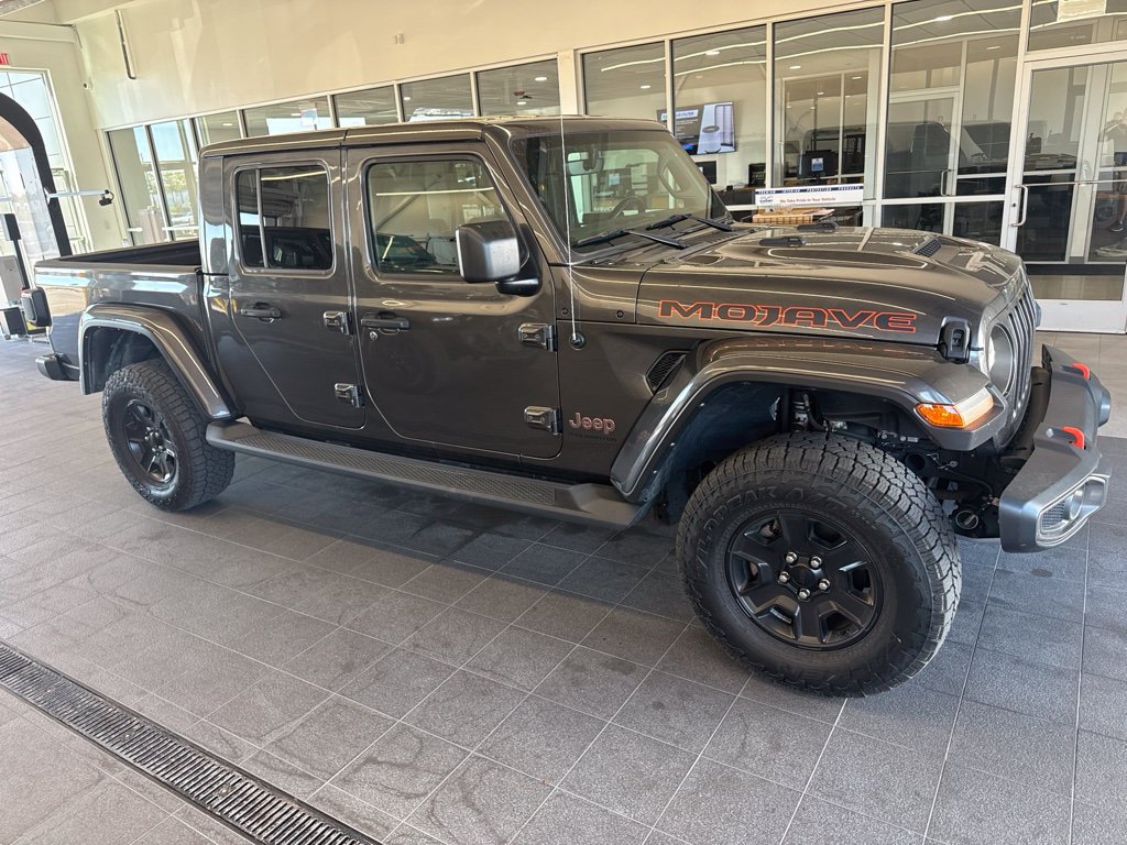 Used 2023 Jeep Gladiator Mojave w/ LED Lighting Group AWD/4WD image 2
