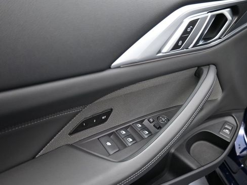 Used 2025 BMW M4 xDrive Competition image 9