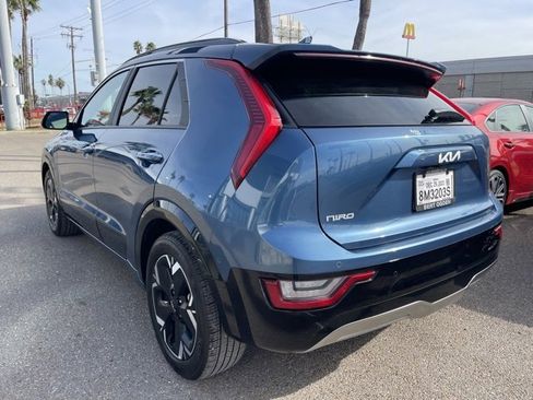 New 2023 Kia Niro Wave image 14
