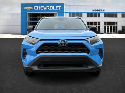 Used 2021 Toyota RAV4 LE image 6