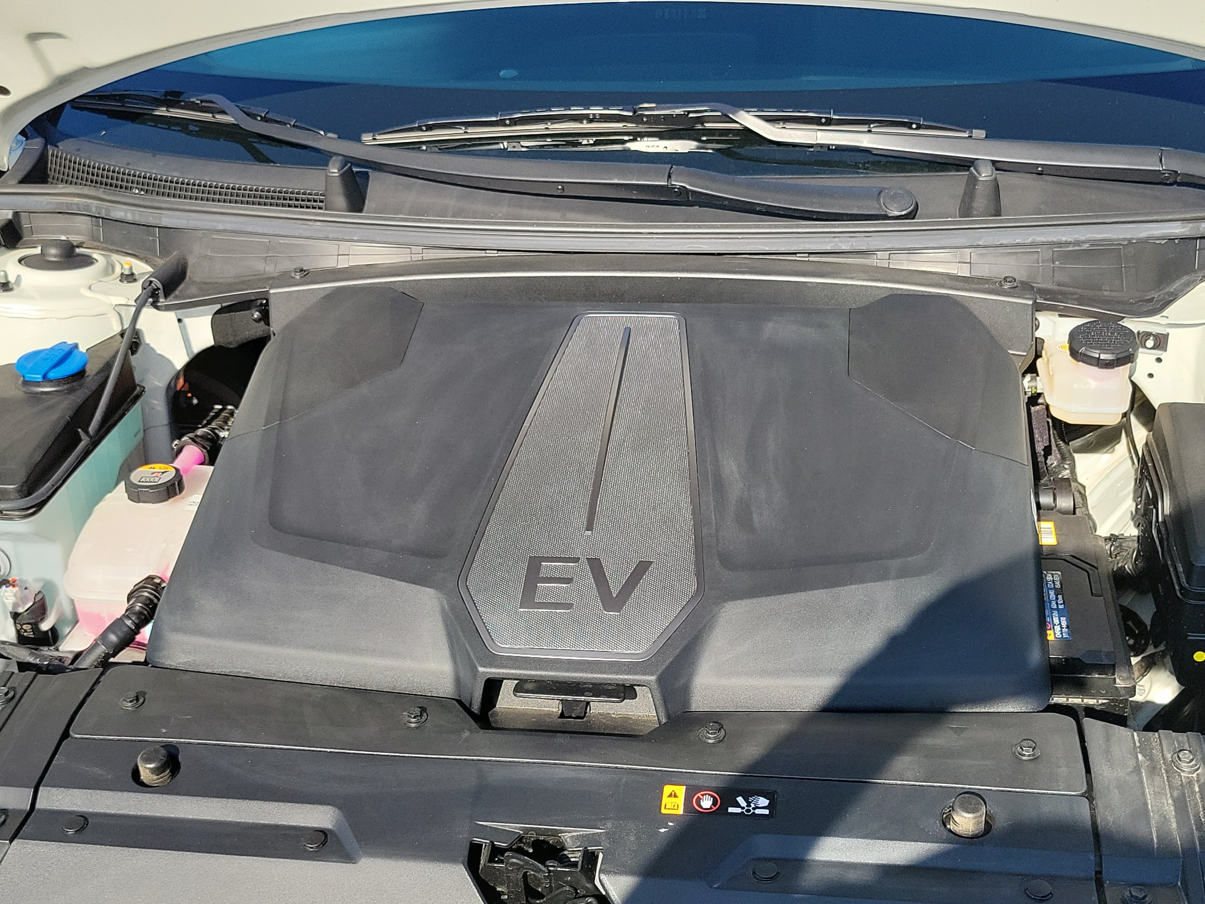 Used 2024 Kia EV6 Wind w/ Wind Technology Package RWD image 25