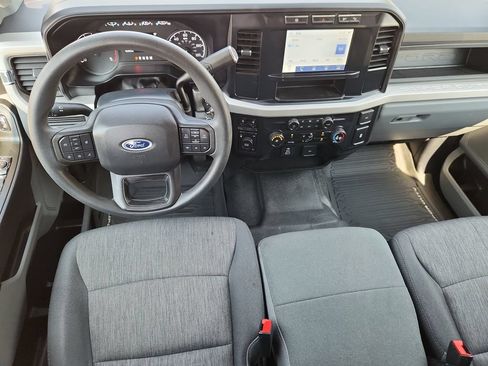 Used 2023 Ford F450 XL AWD/4WD image 9