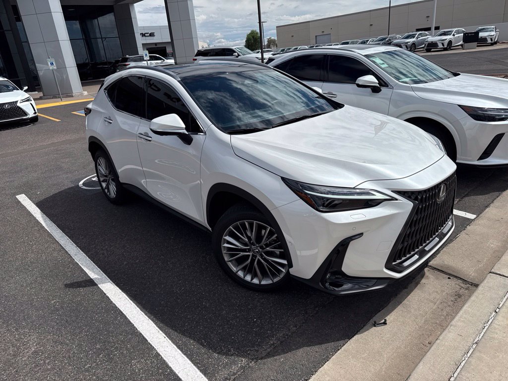 Used 2025 Lexus NX 350h AWD w/ Accessory Package (2T) image 2