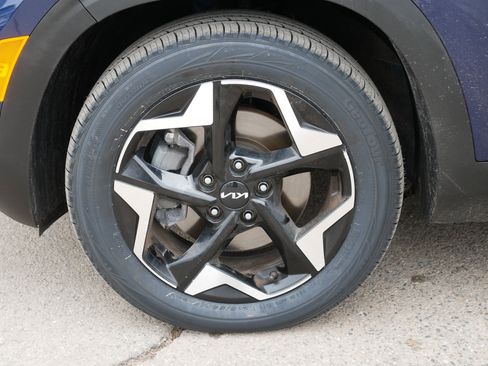 Certified 2024 Kia Seltos EX AWD/4WD image 15