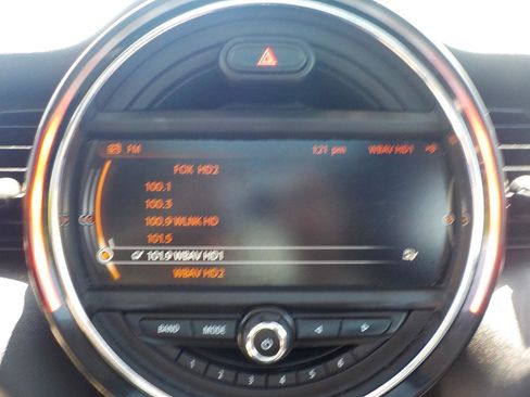 Used 2015 MINI Cooper 2-Door Hardtop image 15