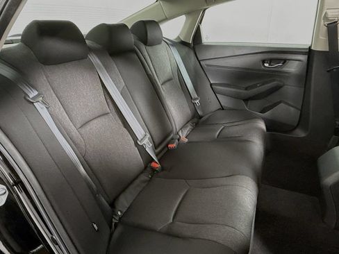 Certified 2023 Honda Accord EX image 34