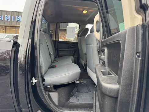 Used 2019 RAM 1500 Express image 14