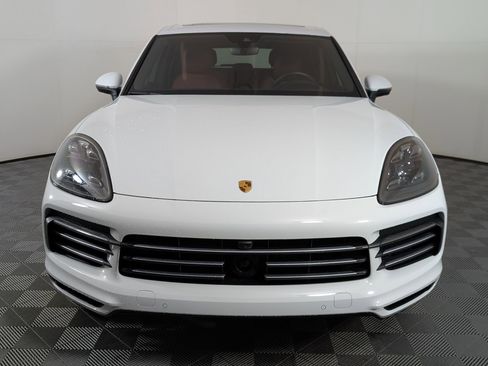 Used 2023 Porsche Cayenne S image 7