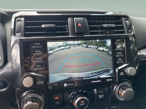 Used 2023 Toyota 4Runner TRD Off-Road Premium w/ Moonroof Package AWD/4WD image 23