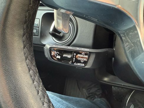 Used 2020 Porsche Cayenne E-Hybrid image 32