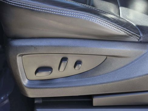 Used 2020 GMC Yukon XL Denali image 18