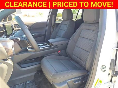 New 2026 Chevrolet Equinox LT AWD/4WD image 16