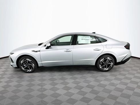 New 2026 Hyundai Sonata SEL FWD image 8