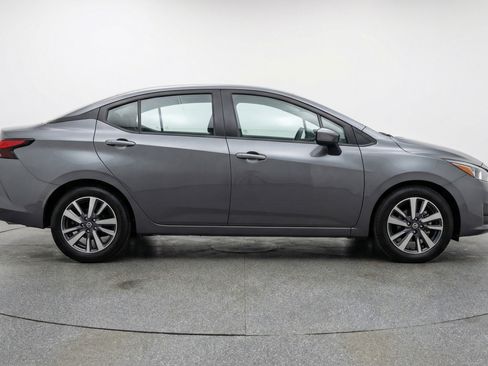 Used 2025 Nissan Versa SV image 11
