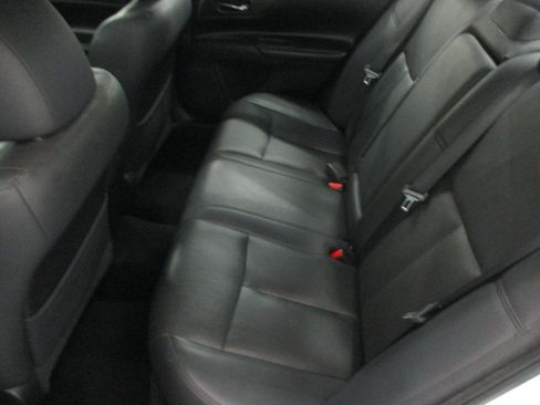 Used 2015 Nissan Altima 2.5 SL w/ Moonroof Package image 11