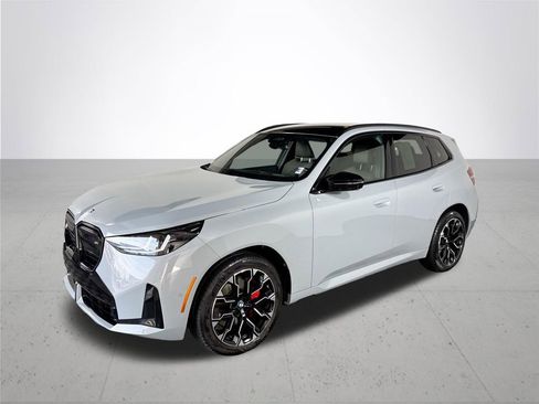 Used 2025 BMW X3 M50 w/ Premium Package image 2