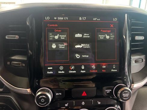 Used 2019 RAM 1500 Big Horn AWD/4WD image 24