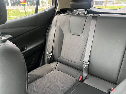 Used 2025 Buick Encore GX Preferred FWD image 36