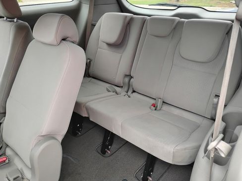Used 2019 Kia Sedona LX FWD image 7