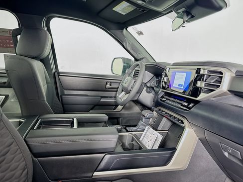 New 2026 Toyota Tundra SR5 AWD/4WD image 32