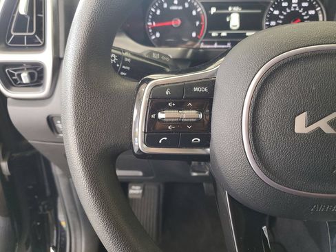 Used 2023 Kia Sorento LX FWD image 22