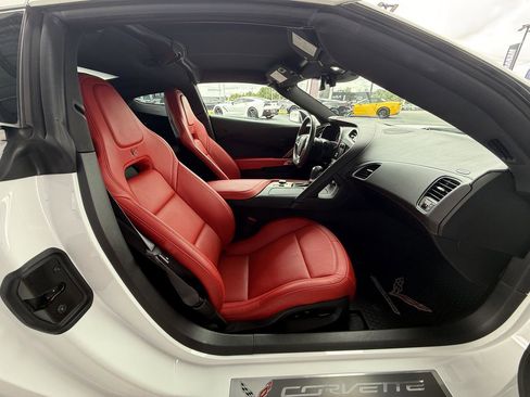 Used 2016 Chevrolet Corvette Stingray Coupe w/ Z51 2LT w/ 2LT Preferred Equipment Group RWD image 37