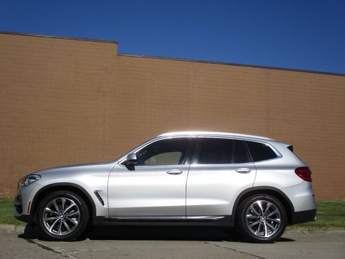 Used 2019 BMW X3 xDrive30i w/ Convenience Package AWD/4WD image 5