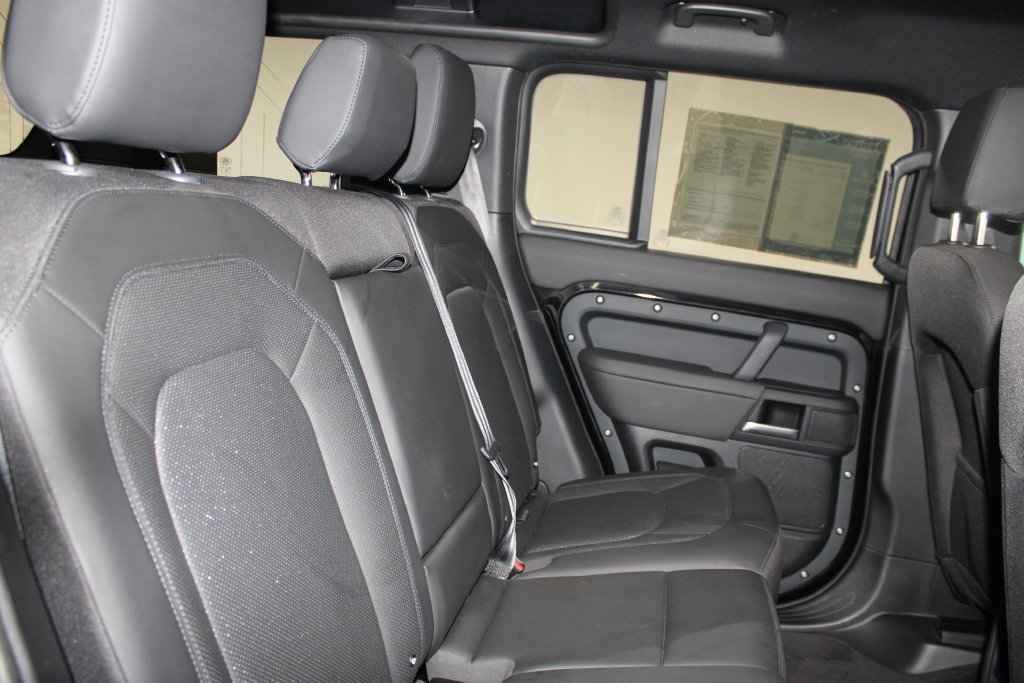 Used 2025 Land Rover Defender 110 S AWD/4WD image 26