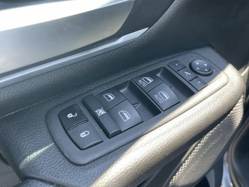 Used 2022 RAM 1500 Big Horn RWD image 15