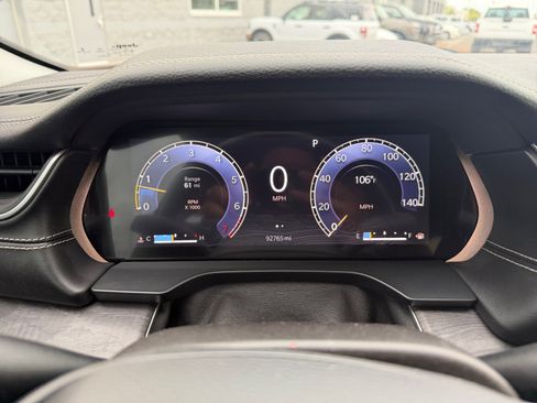 Used 2021 Jeep Grand Cherokee L Limited AWD/4WD image 19