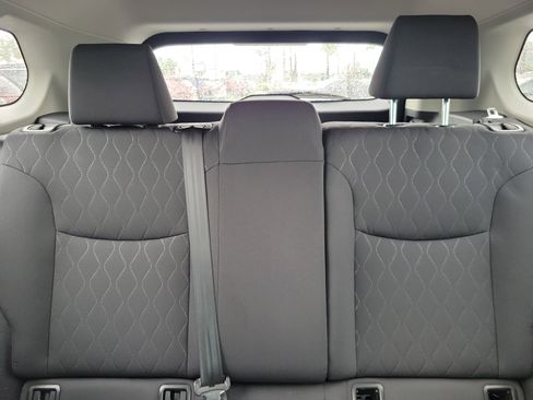 Used 2023 Toyota Corolla Cross LE FWD image 21