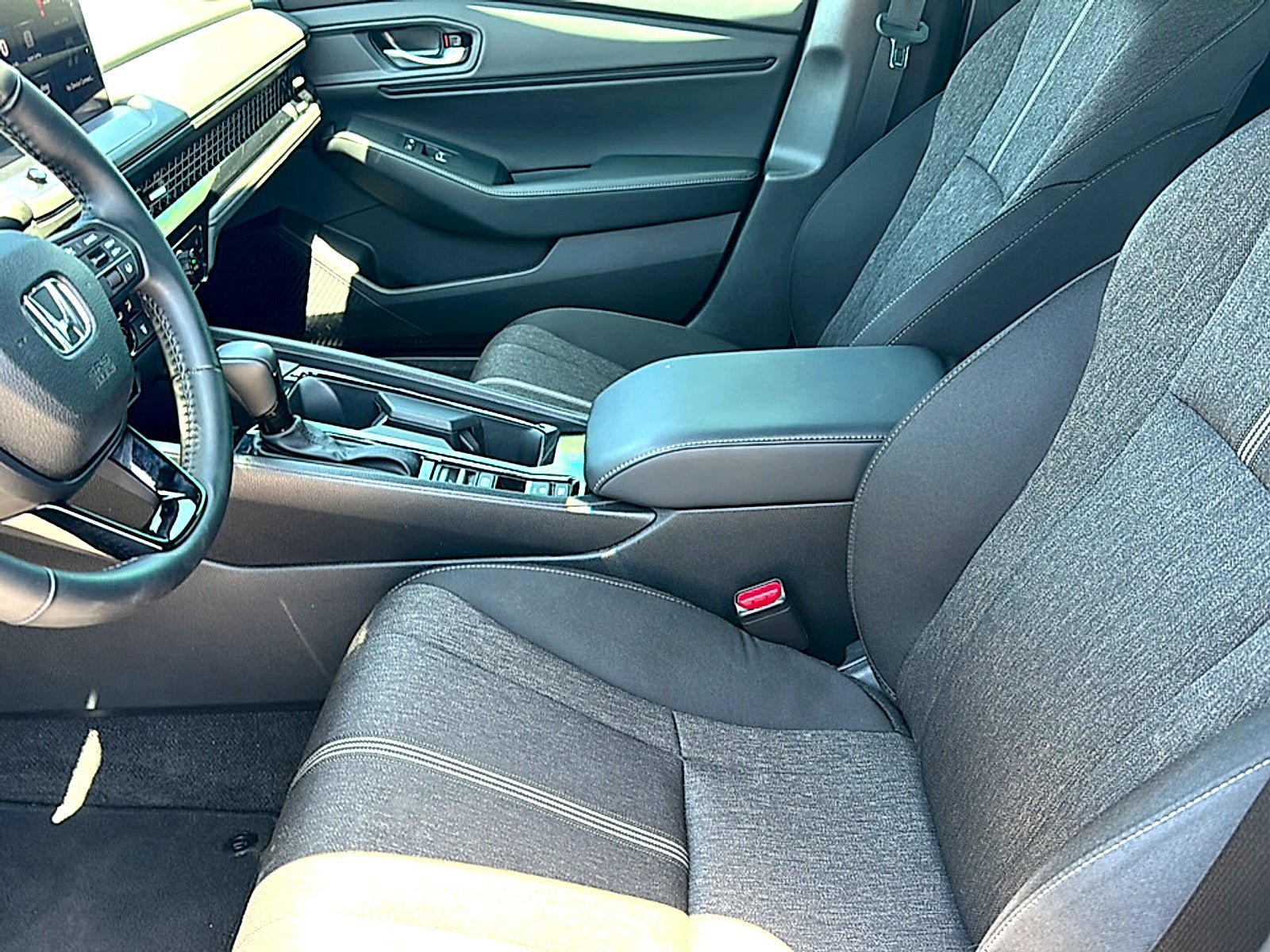 Used 2025 Honda Accord Sport image 13