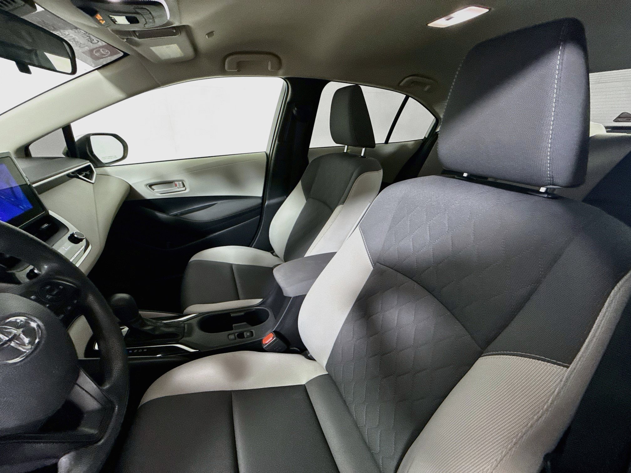 Certified 2024 Toyota Corolla LE FWD image 18