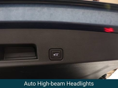 Certified 2025 Chevrolet Traverse LT AWD/4WD image 15