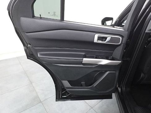 Certified 2023 Ford Explorer XLT w/ Equipment Group 202A image 22