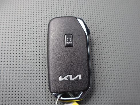 Used 2024 Kia Sportage X-Pro AWD/4WD image 33