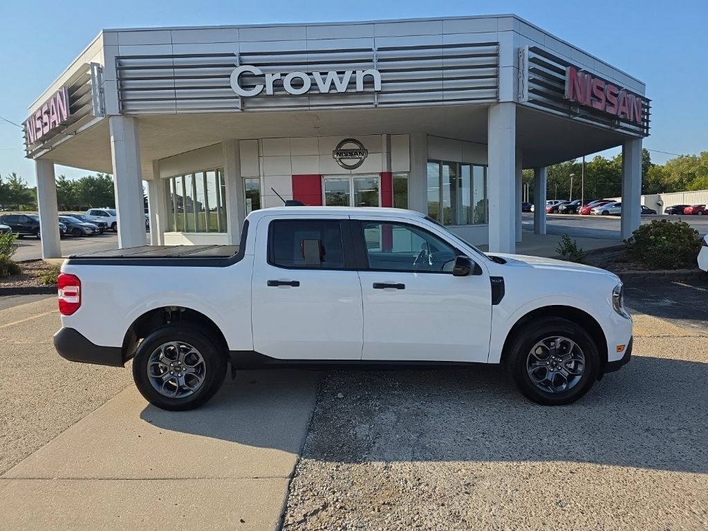 Used 2025 Ford Maverick XLT w/ XLT Luxury Package FWD image 2
