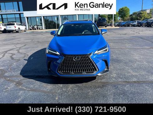 Used 2025 Lexus NX 350h AWD w/ Accessory Package (2T) image 2