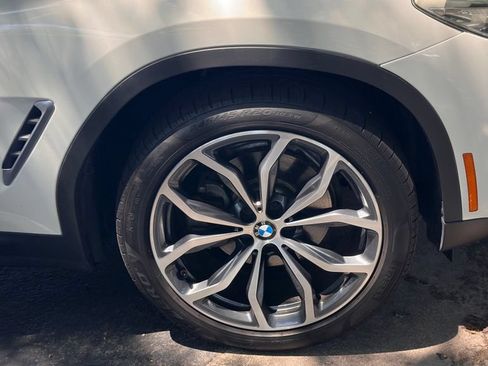Used 2020 BMW X4 xDrive30i w/ Premium Package AWD/4WD image 4