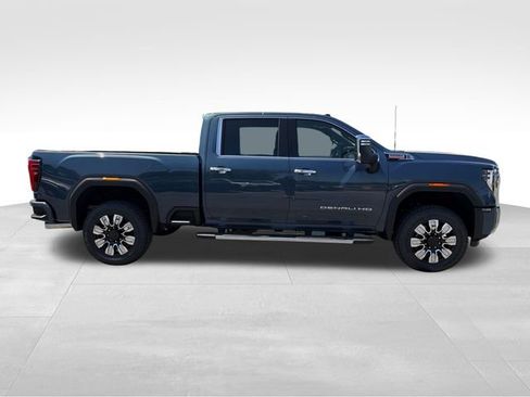 New 2026 GMC Sierra 2500 Denali w/ Denali Reserve Package AWD/4WD image 8