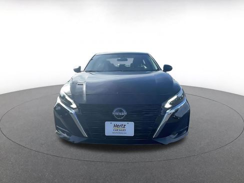 Used 2025 Nissan Altima 2.5 SV image 4