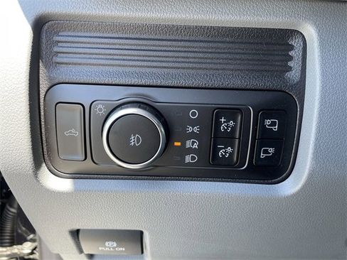 Used 2025 Ford F350 XLT w/ FX4 Off-Road Package image 33