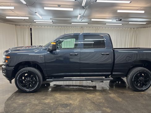New 2027 RAM 2500 Tradesman AWD/4WD image 11