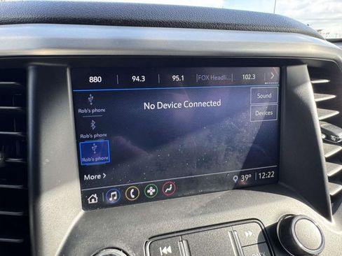 Used 2020 GMC Acadia SLE image 21