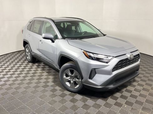 New 2025 Toyota RAV4 XLE image 5