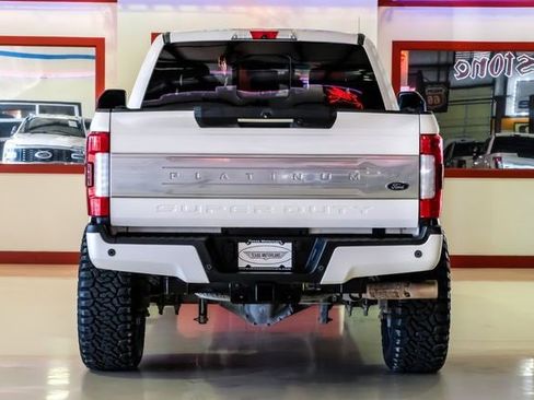 Used 2017 Ford F350 Platinum w/ Platinum Ultimate Package image 12